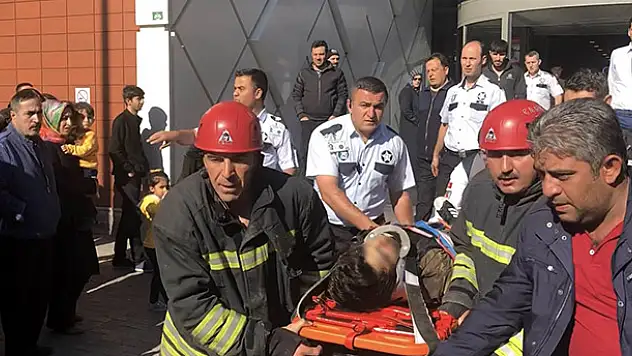Konya'da bir kişi iş merkezinin 42. katından atladı