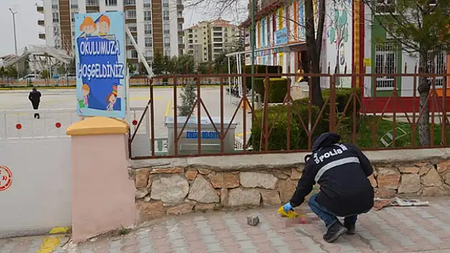Konya'da bir kişi sokak ortasında kayınpederini öldürdü