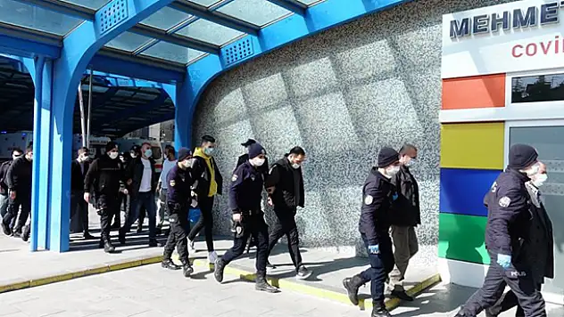 Konya'da bir kişinin öldüğü, 7 kişinin yaralandığı silahlı kavgayla ilgili 11 tutuklama