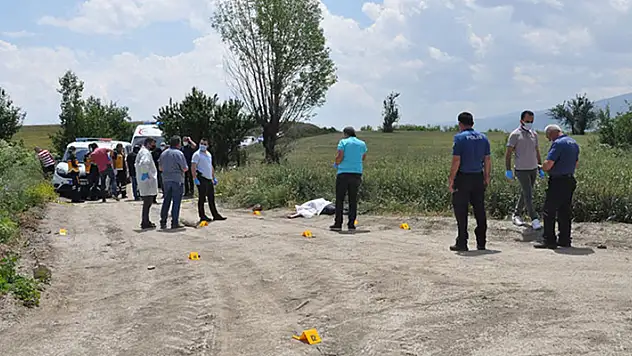 Konya'da bir kişiyi silahla öldüren sanığa müebbet hapis cezası verildi
