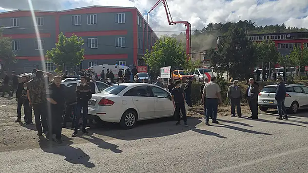 Konya'da bir silah fabrikasında çıkan yangın itfaiye ekiplerince söndürüldü
