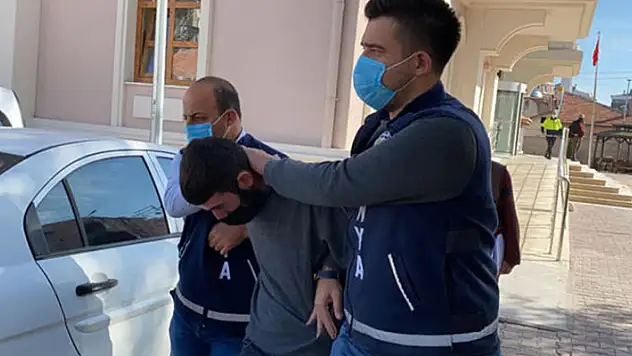 Konya'da birlikte yaşadığı kadını kıskanıp arkadaşını öldüren sanığın yargılanmasına başlandı
