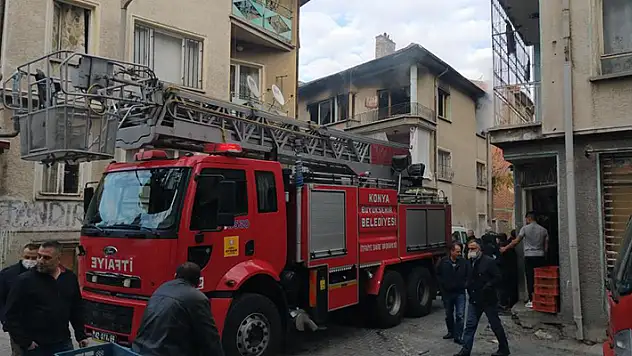 Konya'da boş binadaki yangın büyümeden söndürüldü

