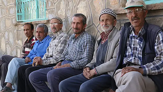 Konya'da bu mahallenin en genci 52 yaşında!