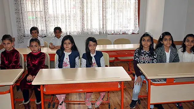 Konya'da bu sınıfın öğrencileri 'ikiz' ve 'üçüz'