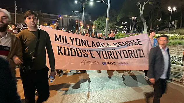 Konya'da 'Büyük Kudüs Yürüyüşü' gerçekleştirildi
