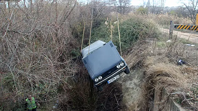 Konya'da çarpışan iki otomobildeki 7 kişi yaralandı

