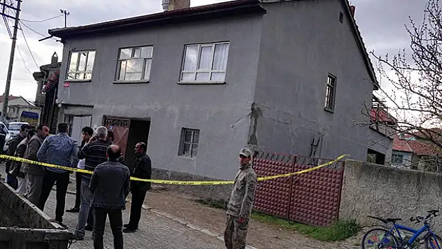 Konya'da çatıdan düşen kadın öldü