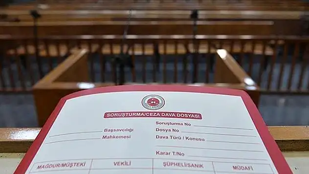 Konya'da çete kurarak haraç topladıkları iddia edilen 25 sanık hakim karşısına çıktı
