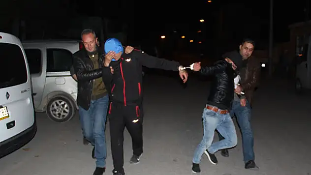 Konya'da cezaevi firarileri suçüstü yakalandı
