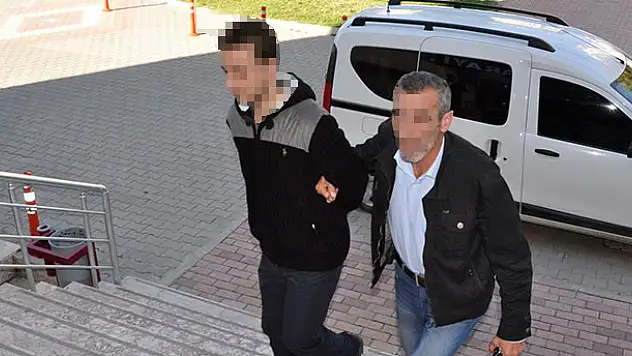 Konya'da cezaevi firarisi kanepe içerisinde yakalandı!