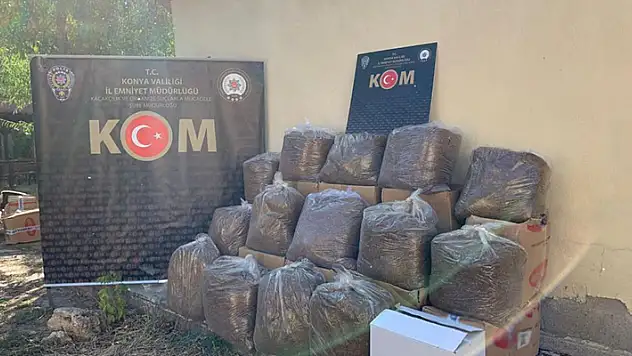 Konya'da çiftlikte 450 kilogram gümrük kaçağı tütün ele geçirildi
