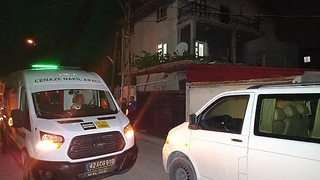 Konya'da cinayet! - Yaşlı adam evinde bıçaklanarak öldürülmüş halde bulundu