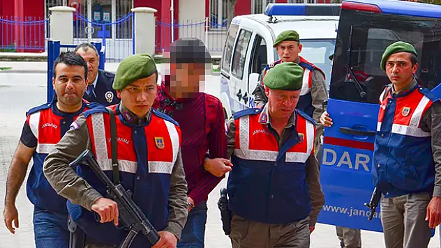 Konya'da cinayet - Zanlı babası tarafından teslim edildi