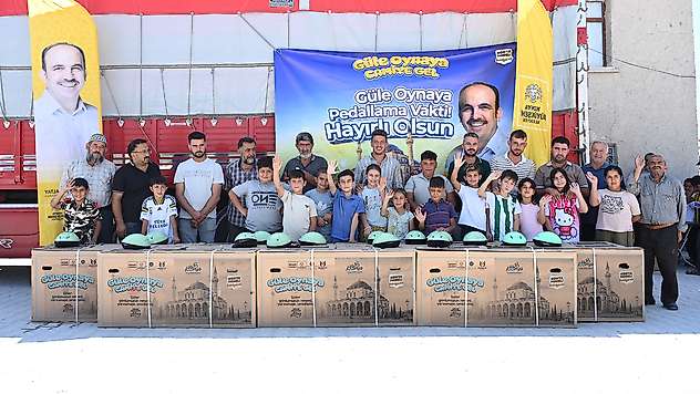 Konya'da çocukların bisiklet heyecanı başladı