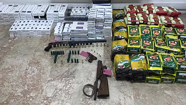 Konya'da çok sayıda mermi, silah, kaçak sigara ve çay ele geçirildi