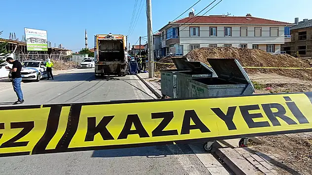 Konya'da çöp kamyonunun çarptığı bisikletli çocuk hayatını kaybetti
