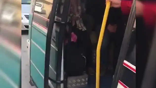 Konya'da Covid-19 denetimlerinde minibüste 17 fazla yolcu çıktı