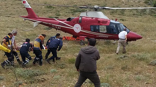 Konya'da dağda fenalaşan kişi ambulans helikopterle hastaneye kaldırıldı