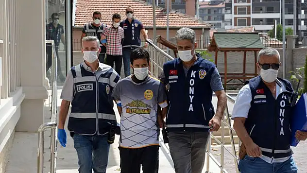 Konya'da DEAŞ üyesi olduğu öne sürülen 5 sanıktan 3'üne cinayet suçundan 25'er yıl hapis cezası verildi
