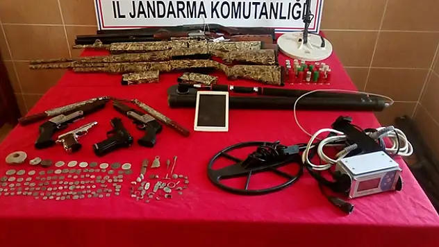 Konya'da definecilerin evinden çıkanlar şok etti!