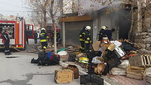 Konya'da depo yangını