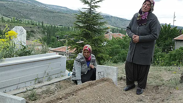 Konya'da derede boğulan minik Ömer bayramın birinci günü toprağa verildi