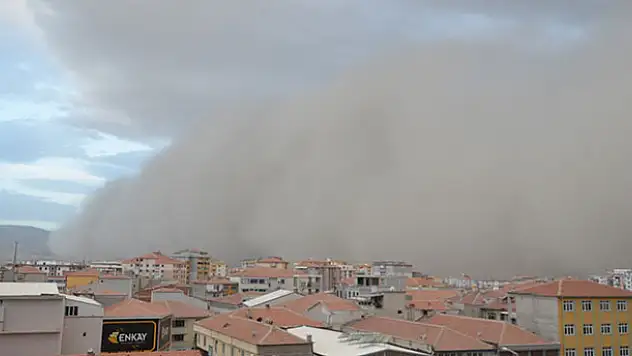 Konya'da dev toz bulutu