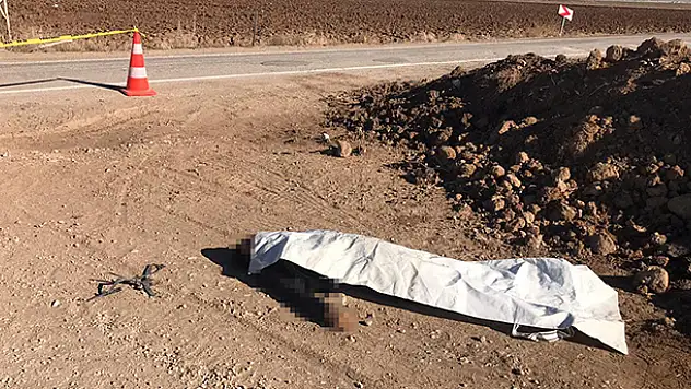 Konya'da devrilen motosikletin sürücüsü hayatını kaybetti