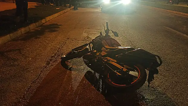 Konya'da devrilen motosikletin sürücüsü genç kadın yaralandı
