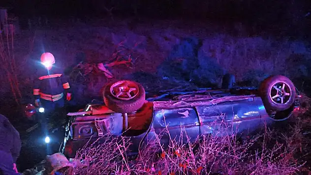 Konya'da devrilen otomobilde 18 yaşındaki genç hayatını kaybetti