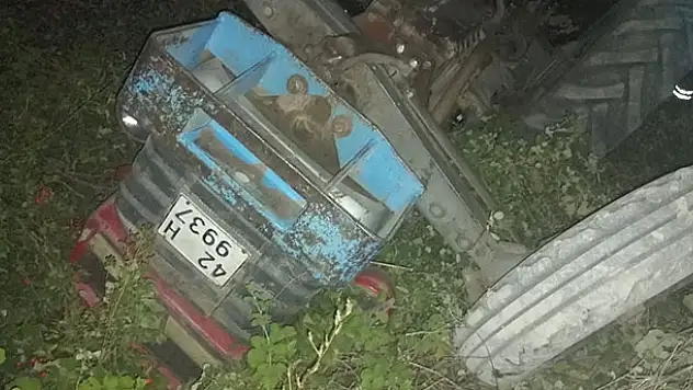 Konya'da devrilen traktörün altında kalan çiftçi öldü