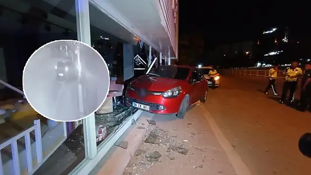 Konya'da direksiyonda sızan sürücü, otomobiliyle dükkana daldı: O anlar kamerada