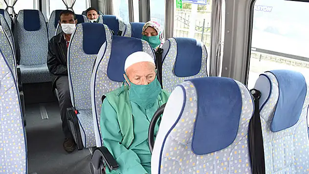 Konya'da diyaliz hastalarının ulaşım sorununu belediye çözdü