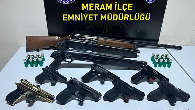 Konya'da düğün magandalarına yönelik denetimlerde cephanelik ele geçirildi
