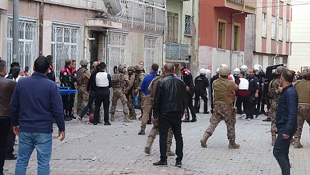 Konya'da dünürlerin kavgası mahalleyi birbirine kattı: 9 yaralı, 8 gözaltı

