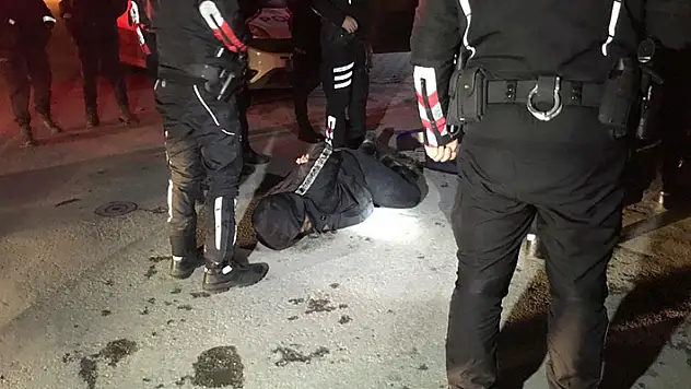 Konya'da 'Dur' ihtarına uymayan sürücü yakalanınca 'Ehliyetim yoktu, bir şey içmedim' dedi
