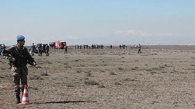Konya'da düşen uçakta şehit olan pilotların isimleri açıklandı