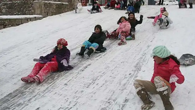 Konya'da eğitime kar engeli