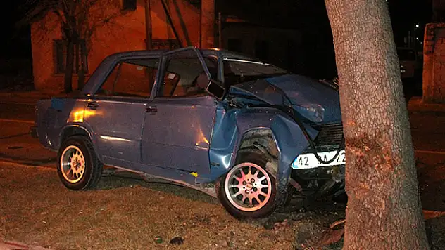Konya'da ehliyetsiz sürücü kaza yaptı : 1 yaralı