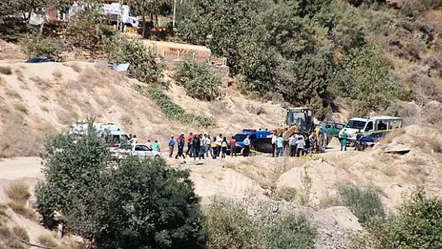 Konya'da elektrik akımına kapılan kepçe operatörü hayatını kaybetti!