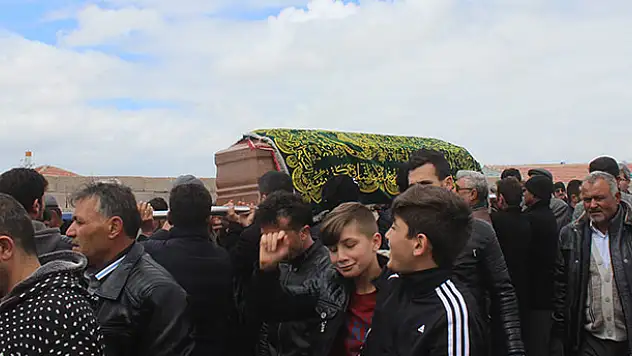 Konya'da elektrik çarpması sonucu ölen asker defnedildi