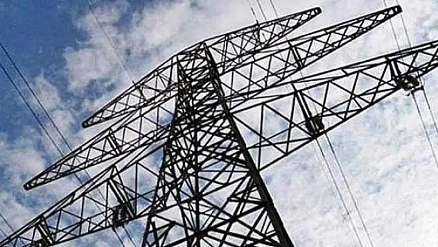 Konya'da elektrik kesintisi yaşamı olumsuz etkiledi