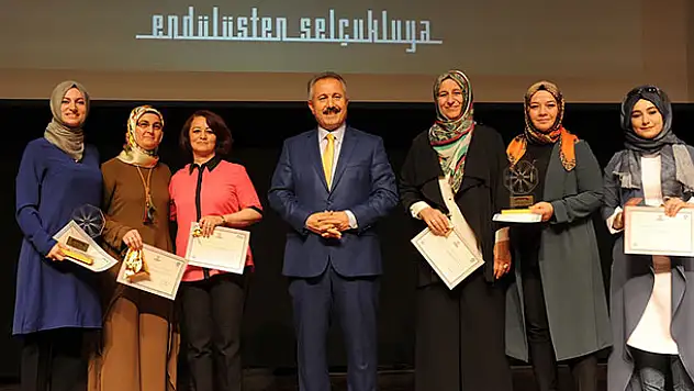Konya'da 'Emeğinizi Ödüllendirin' yarışmasının ödülleri verildi