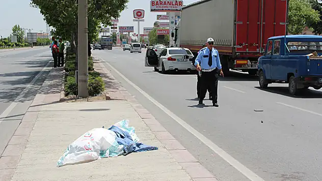 Konya'da emekli astsubay trafik kazısında öldü