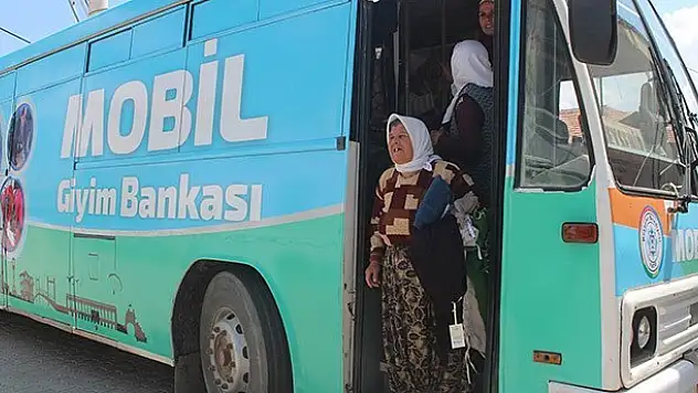 Konya'da Emektar otobüs mobil giyim bankasına dönüştürüldü
