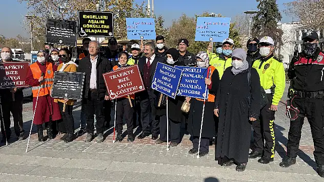 Konya'da 'Engelleri Kaldırıyoruz' projesiyle engelliler trafikte sorun yaşamayacak
