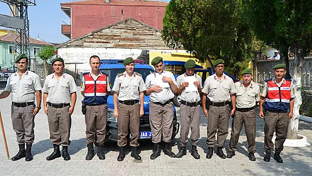 Konya'da engelli gençlerin askerlik sevinci
