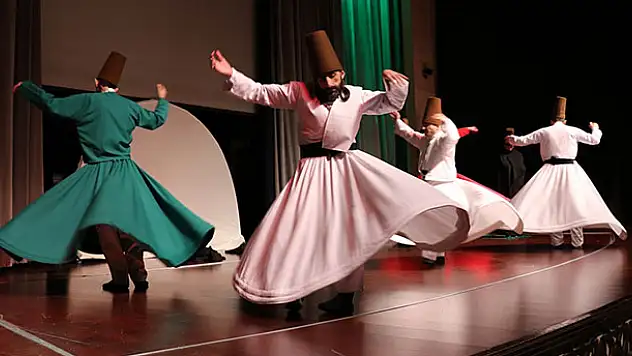 Konya'da engelli semazenler sema yaptı