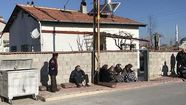 Konya'da eşini av tüfeğiyle öldürüp intihara kalkışan sanığa 20 yıl hapis cezası verildi